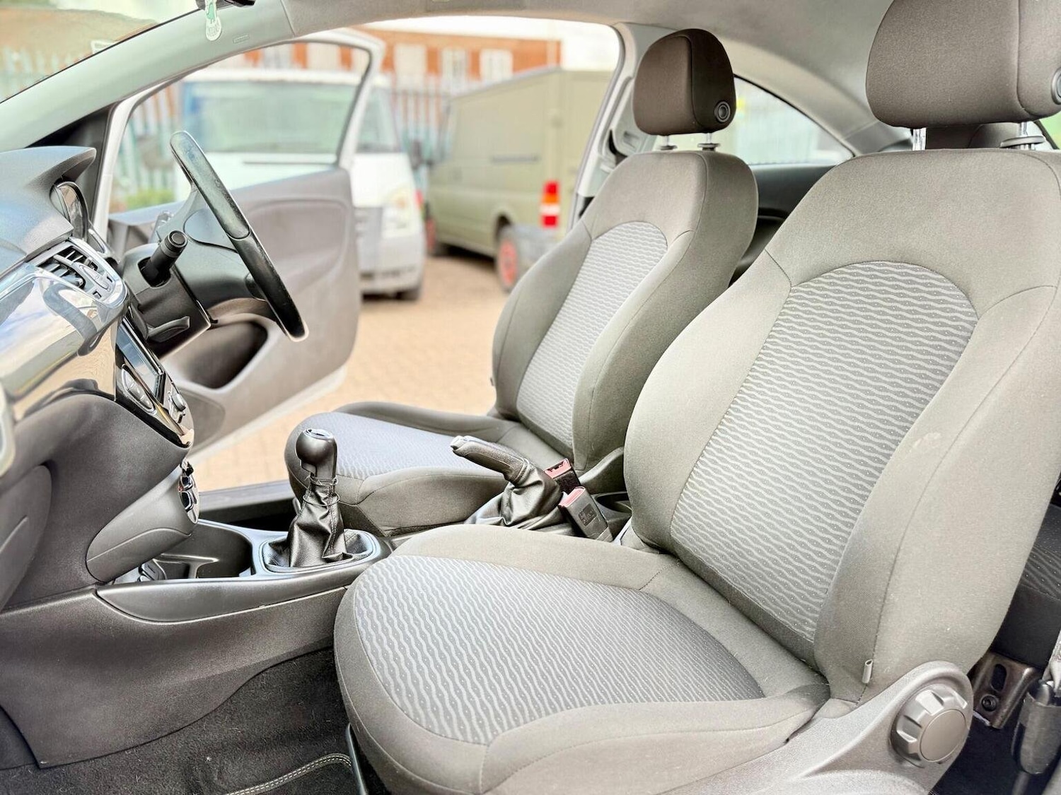 Used Vauxhall Corsa 2016 for sale - 77609898: Photo 17