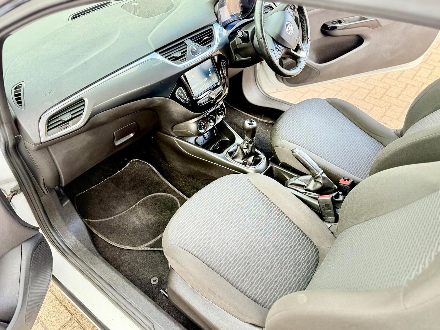 Used Vauxhall Corsa 2016 for sale - 77609898: Photo 18