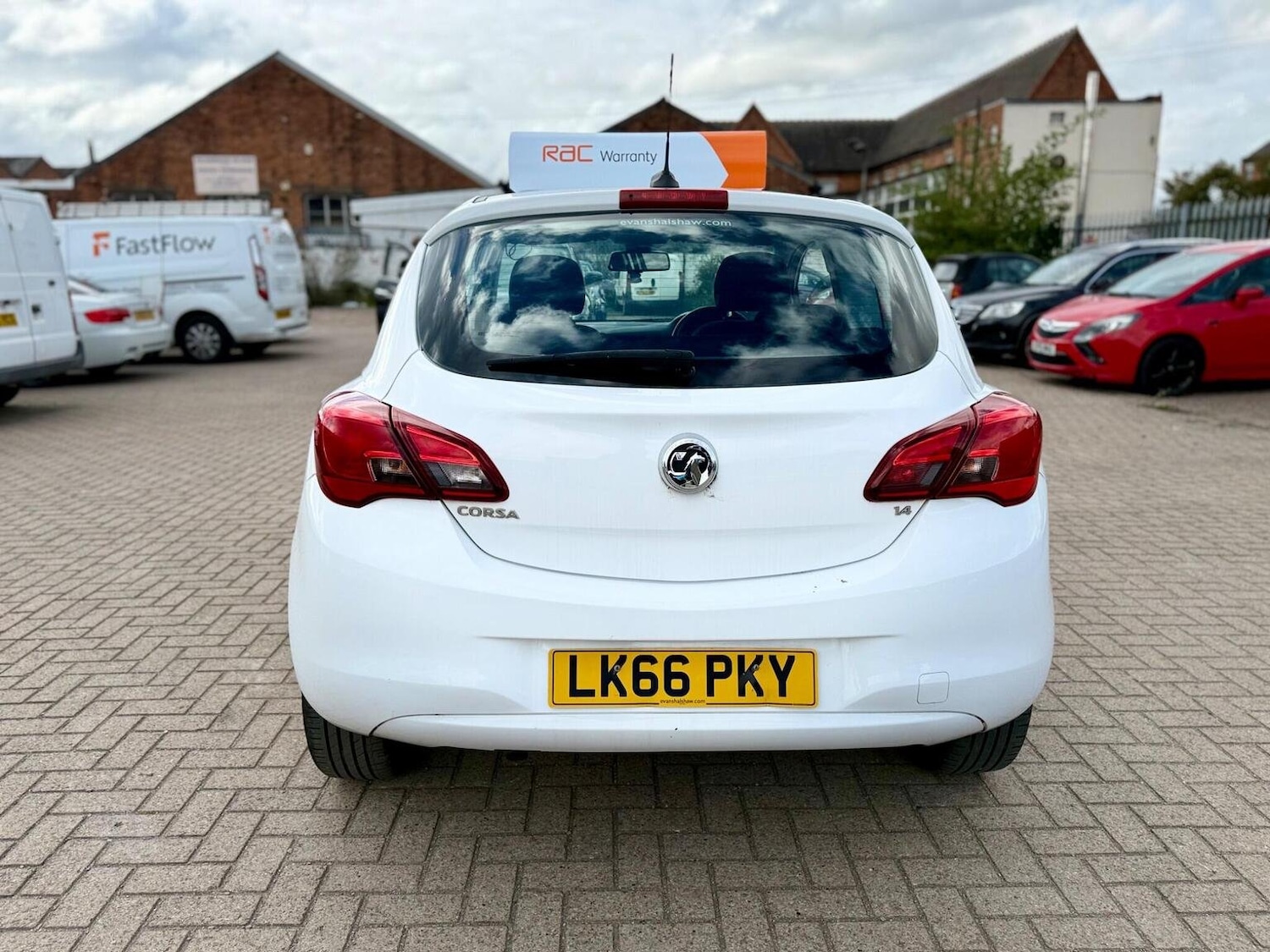 Used Vauxhall Corsa 2016 for sale - 77609898: Photo 8