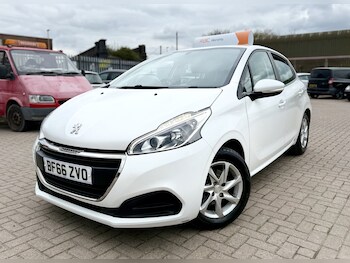 Used Peugeot 208 2017 for sale - 78258184: Photo