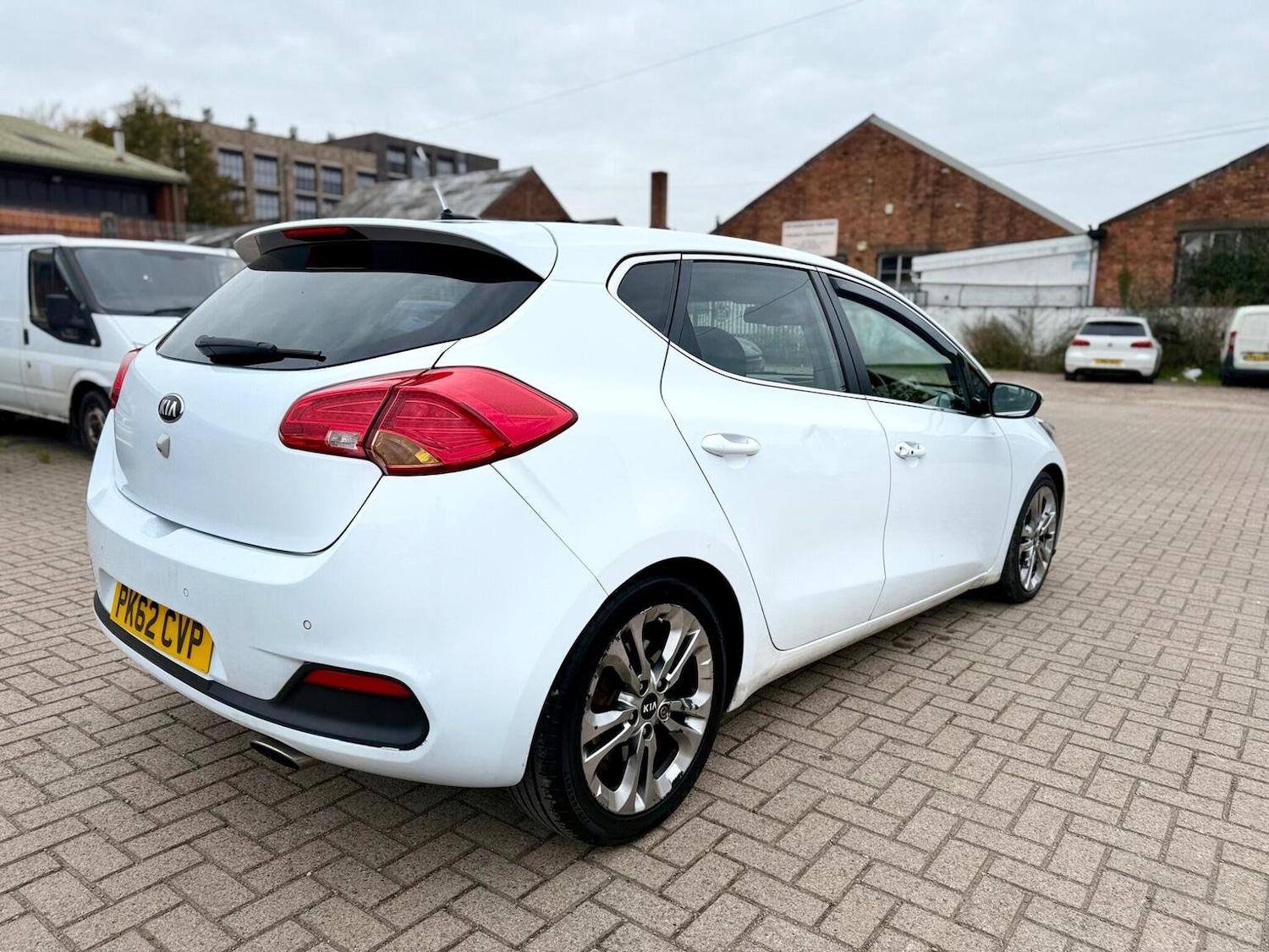 Used Kia Ceed 2012 for sale - 77609900: Photo 12