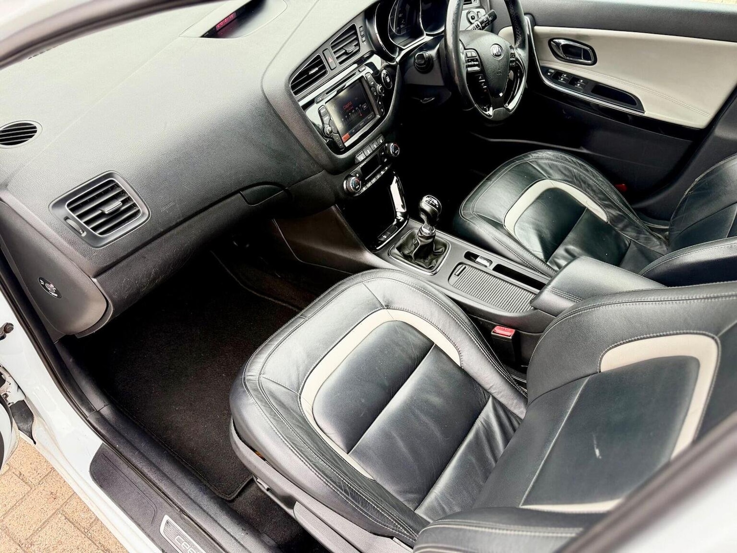 Used Kia Ceed 2012 for sale - 77609900: Photo 25