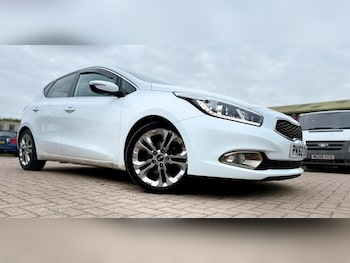 Used Kia Ceed 2012 for sale - 77609900: Photo