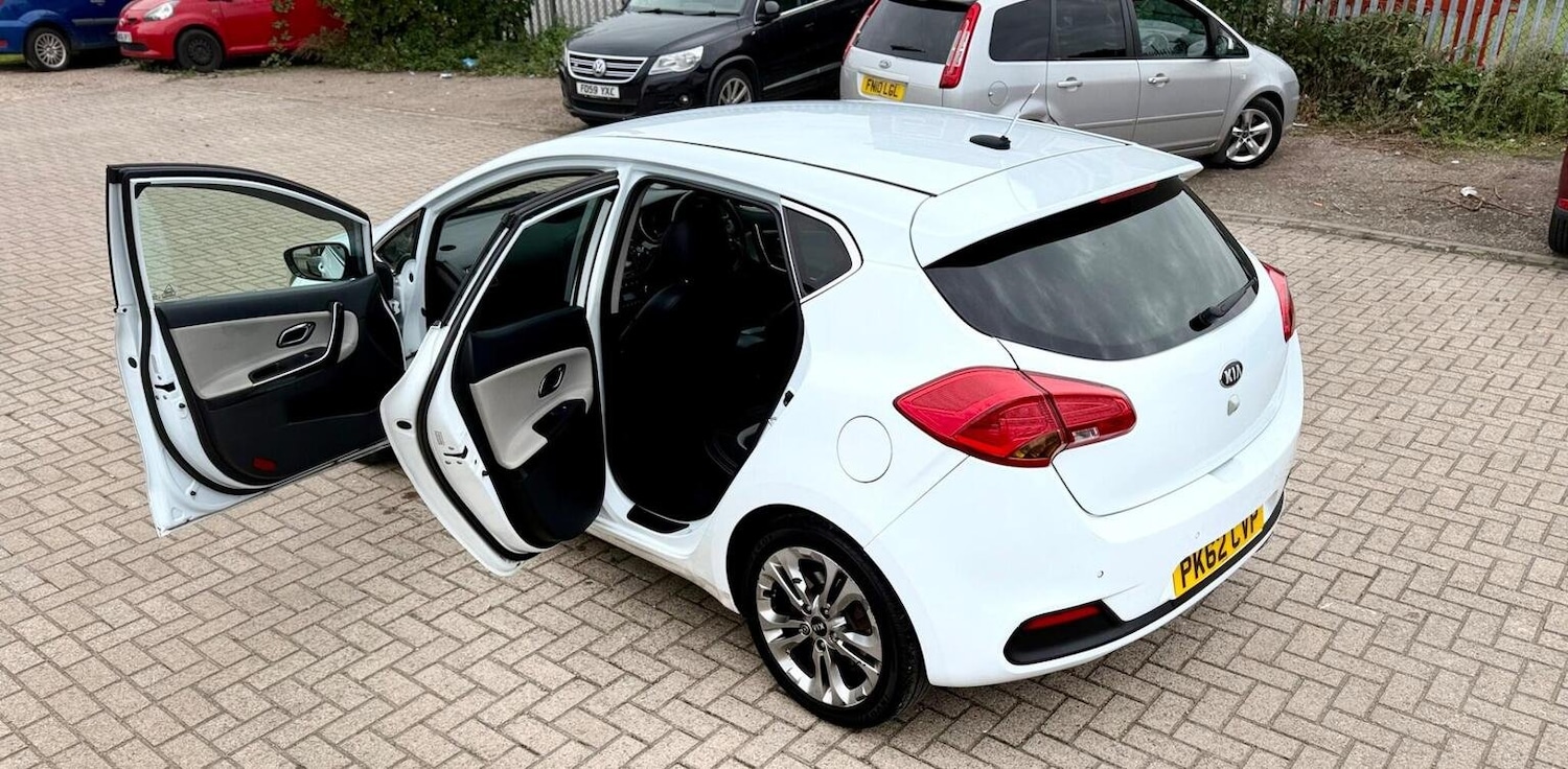 Used Kia Ceed 2012 for sale - 77609900: Photo 6