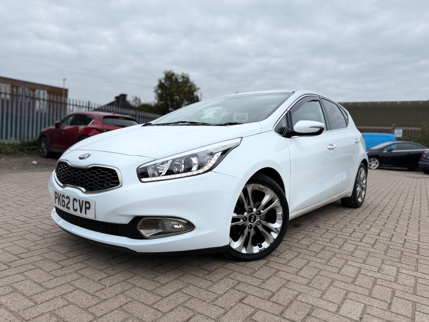 Used Kia Ceed 2012 for sale - 77609900: Photo 7