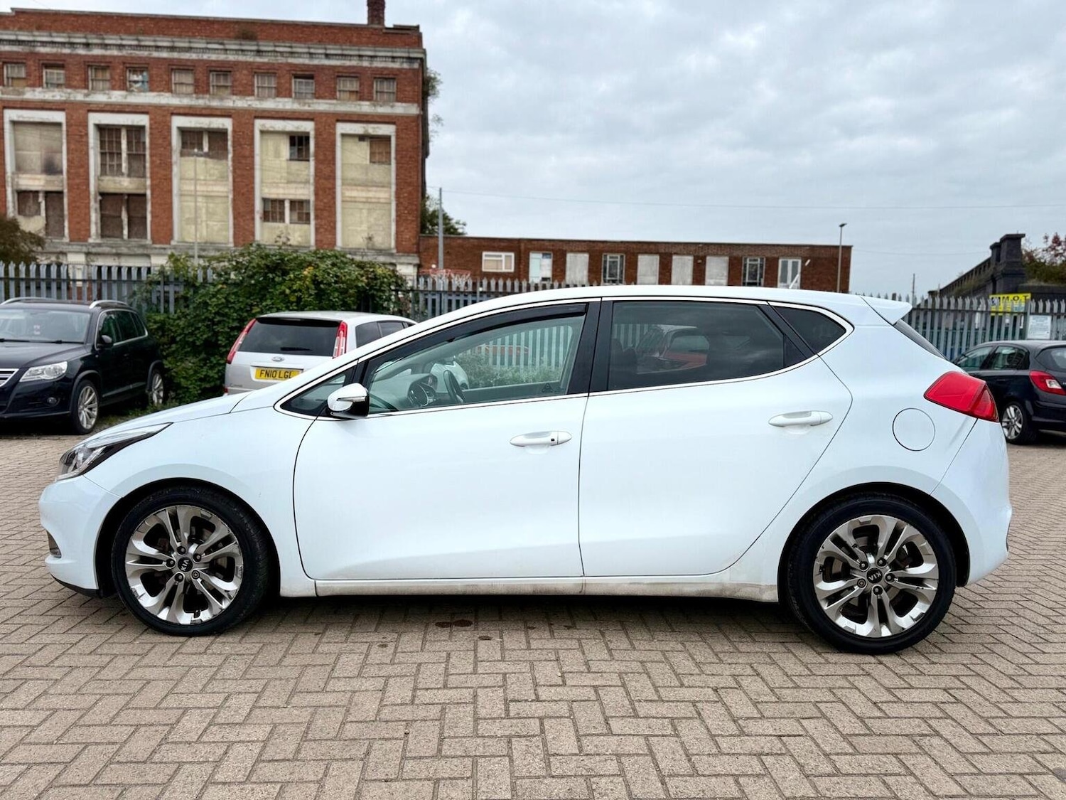 Used Kia Ceed 2012 for sale - 77609900: Photo 9