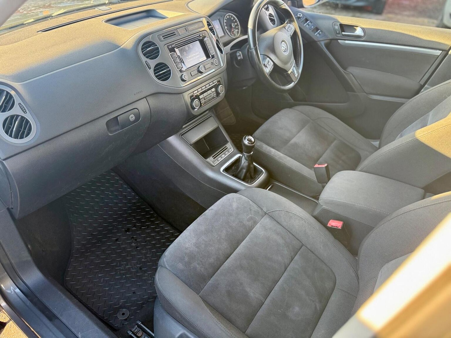 Used Volkswagen Tiguan 2014 for sale - 77609886: Photo 14