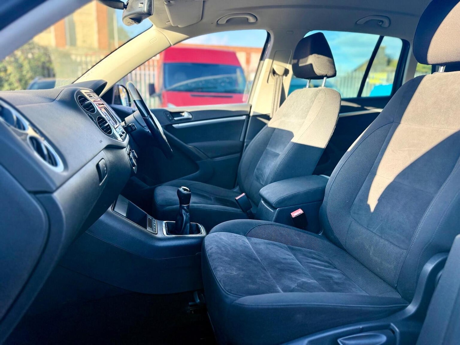 Used Volkswagen Tiguan 2014 for sale - 77609886: Photo 16