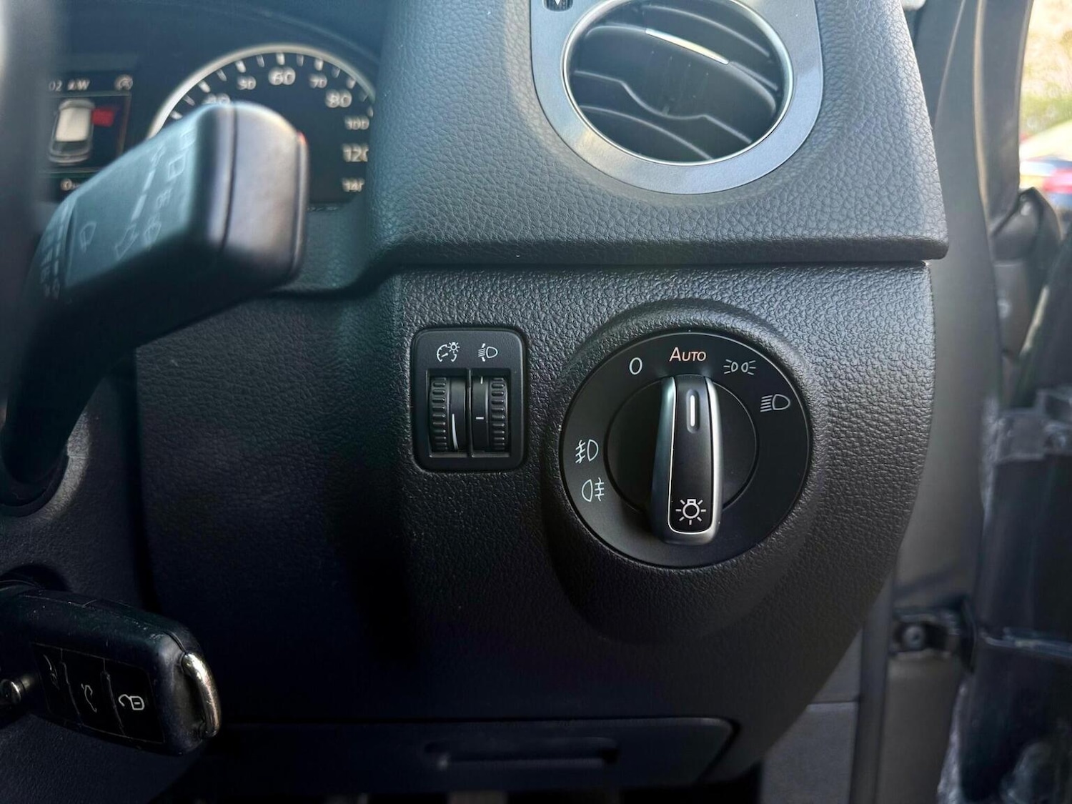 Used Volkswagen Tiguan 2014 for sale - 77609886: Photo 7