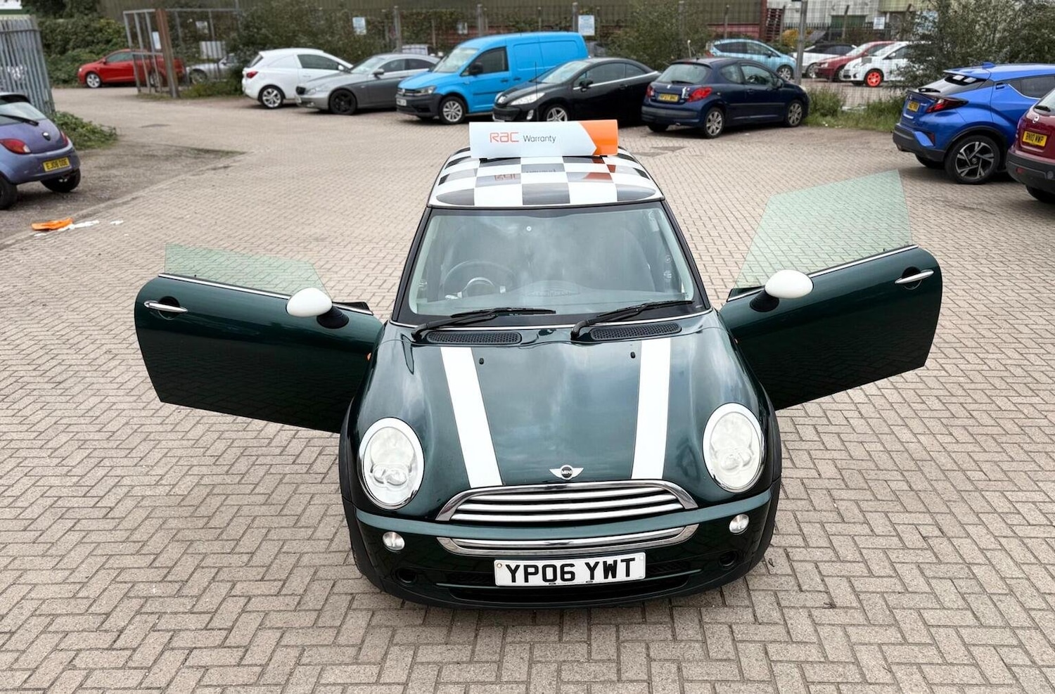 Used MINI Hatch 2006 for sale - 77609899: Photo 12