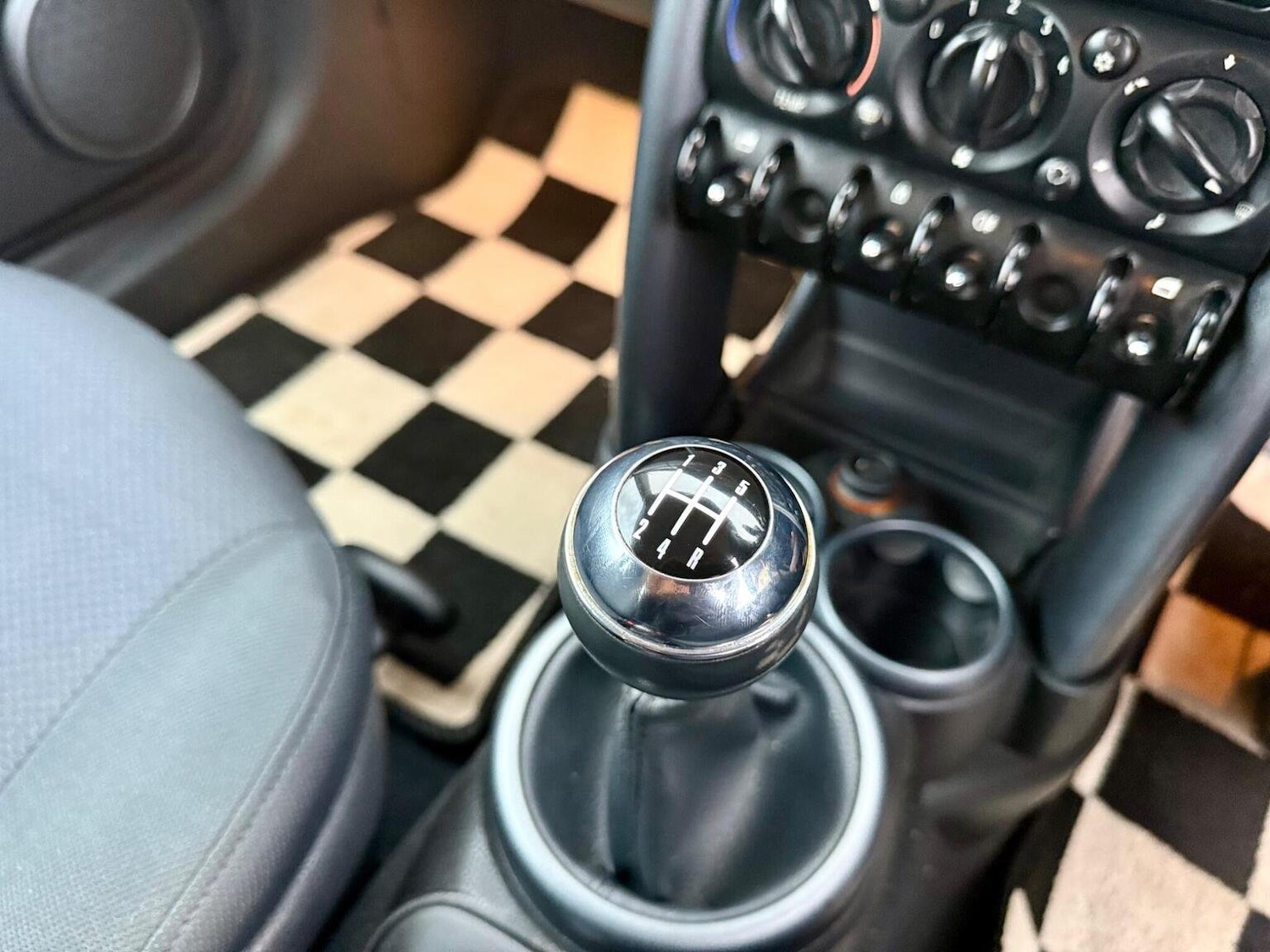 Used MINI Hatch 2006 for sale - 77609899: Photo 13