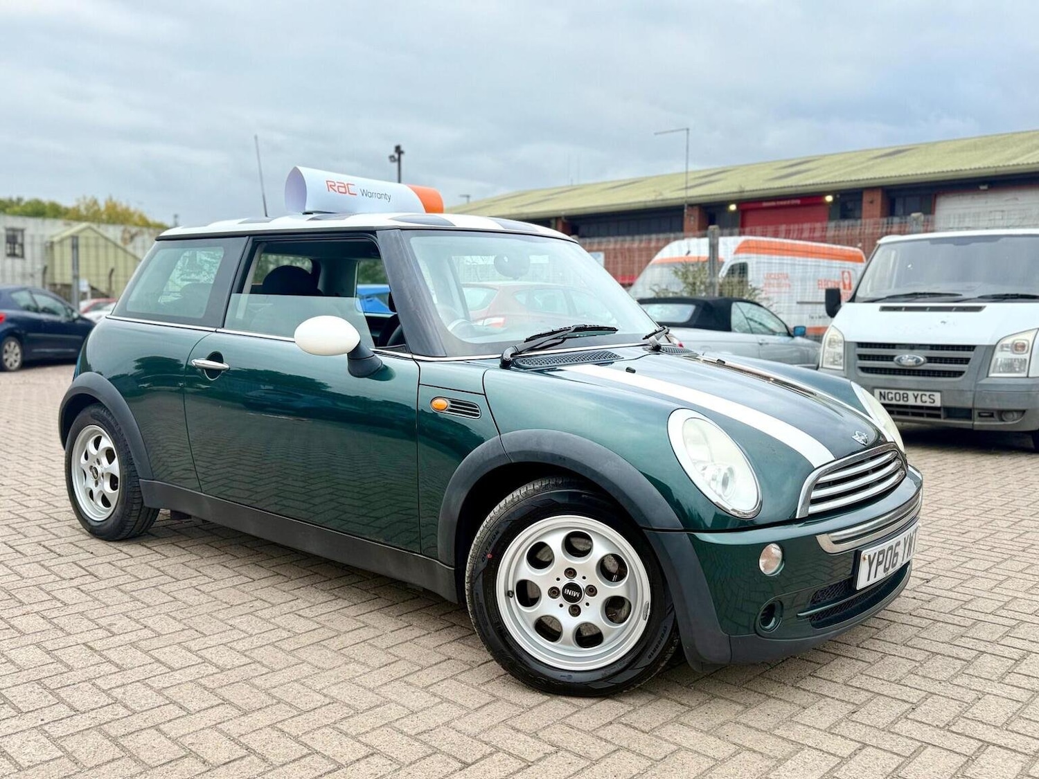 Used MINI Hatch 2006 for sale - 77609899: Photo 5