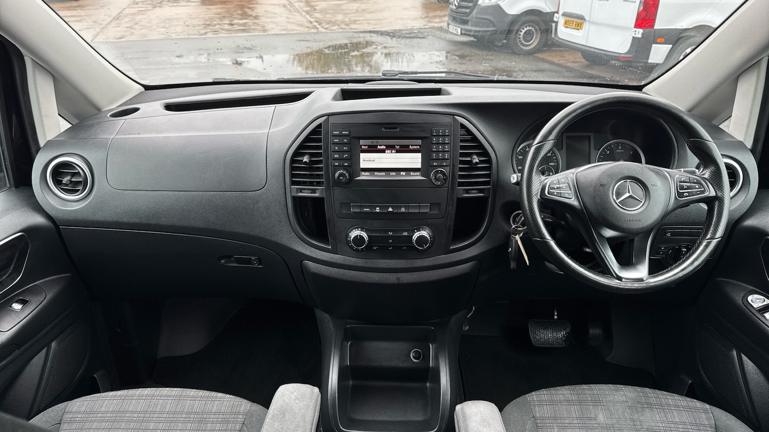 Used Mercedes-Benz Vito 2020 for sale - 76984597: Photo 20