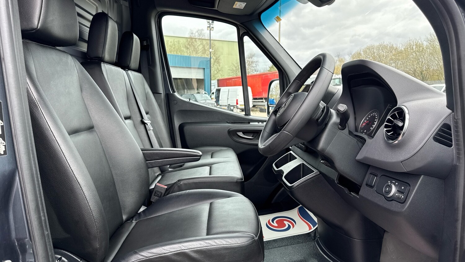 Used Mercedes-Benz Sprinter 2025 for sale - 78152688: Photo 10