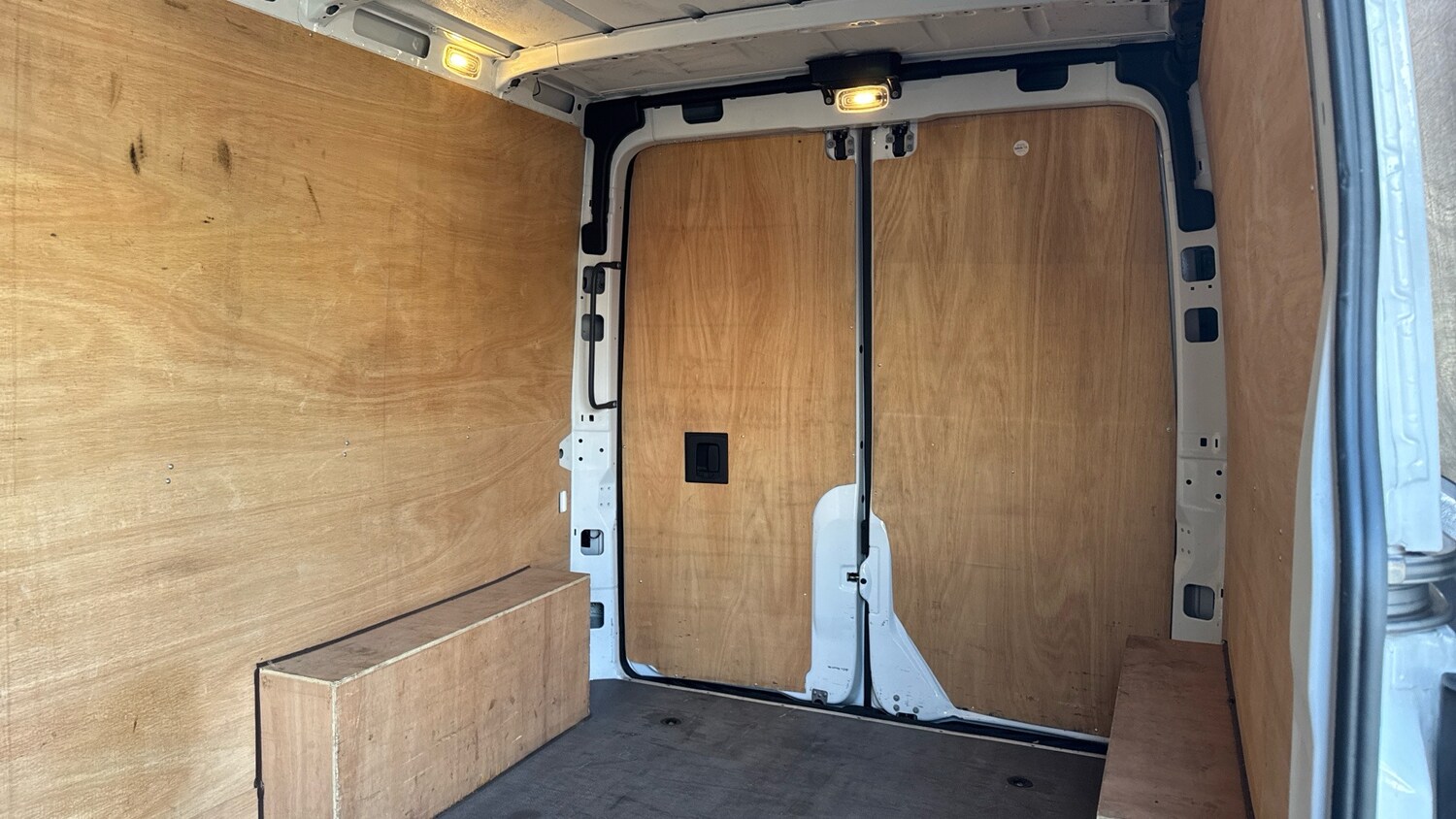 Used Mercedes-Benz Sprinter 2023 for sale - 77382000: Photo 15