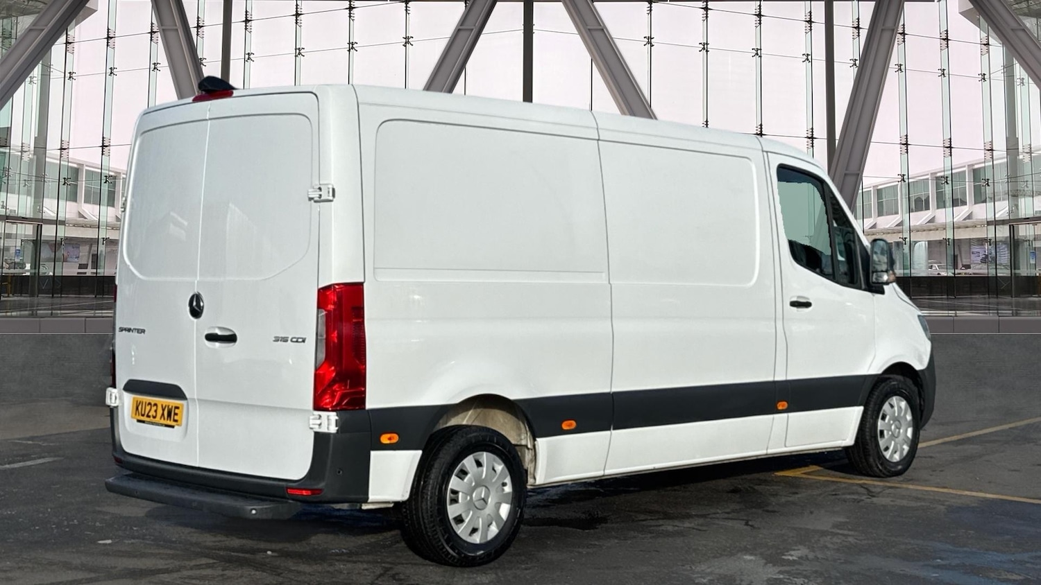 Used Mercedes-Benz Sprinter 2023 for sale - 77382000: Photo 3