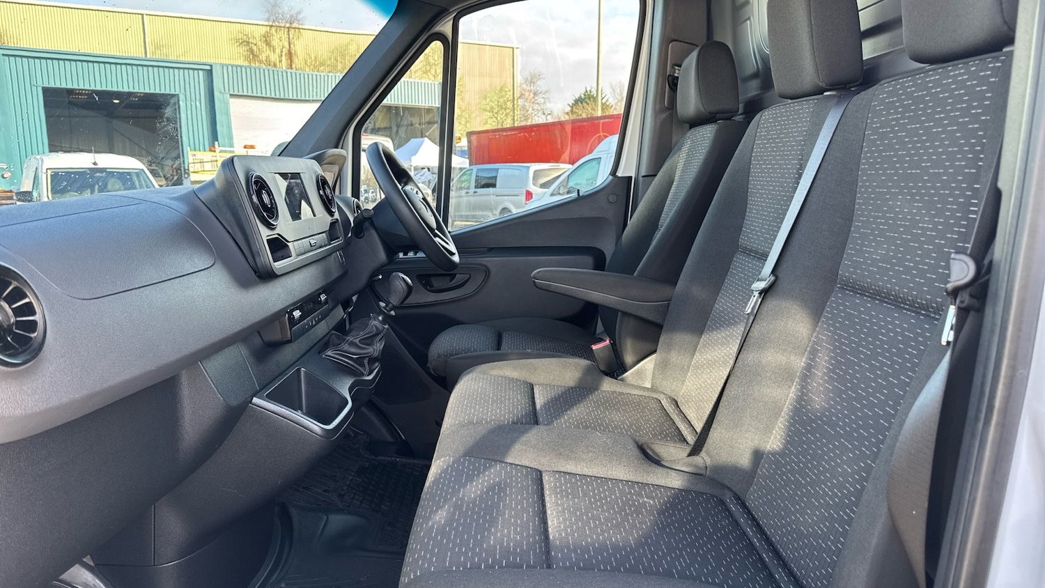 Used Mercedes-Benz Sprinter 2023 for sale - 77382000: Photo 9