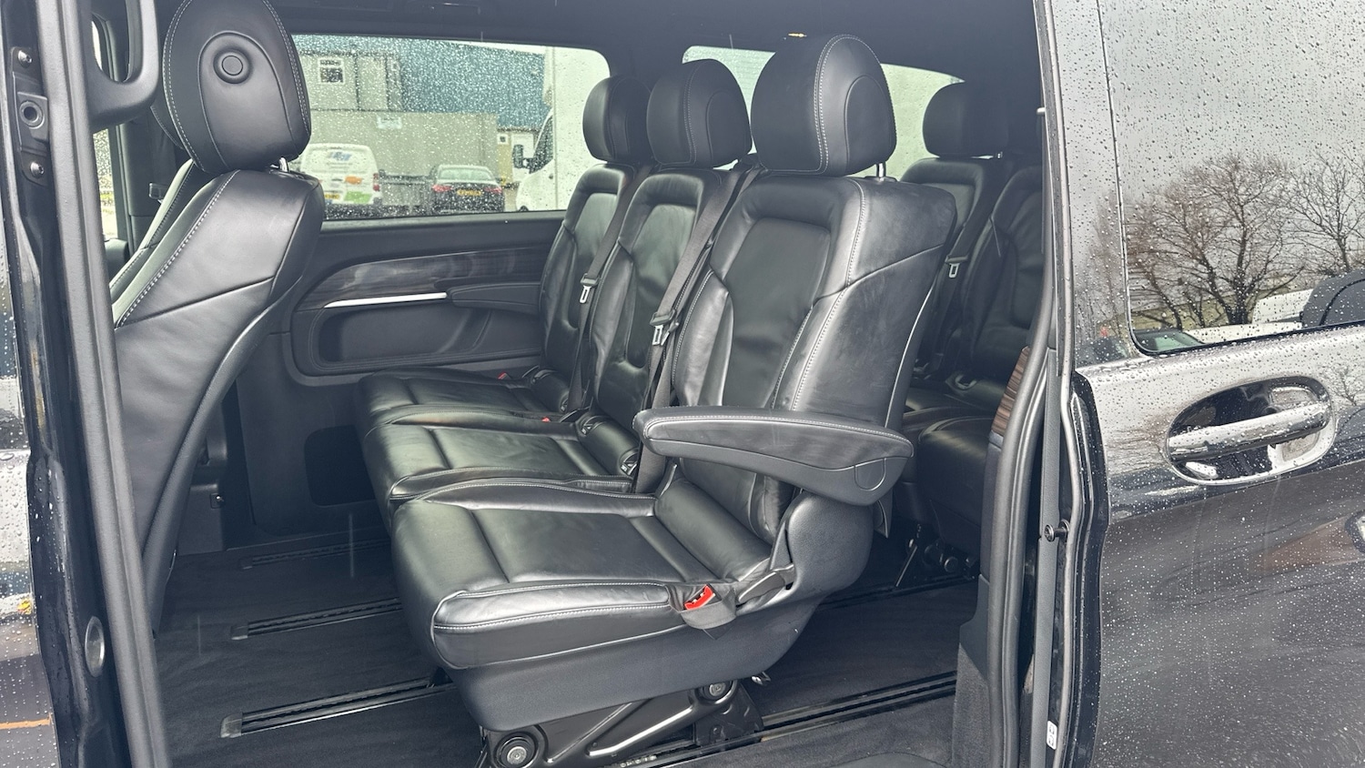 Used Mercedes-Benz V-Class 2020 for sale - 77545571: Photo 15