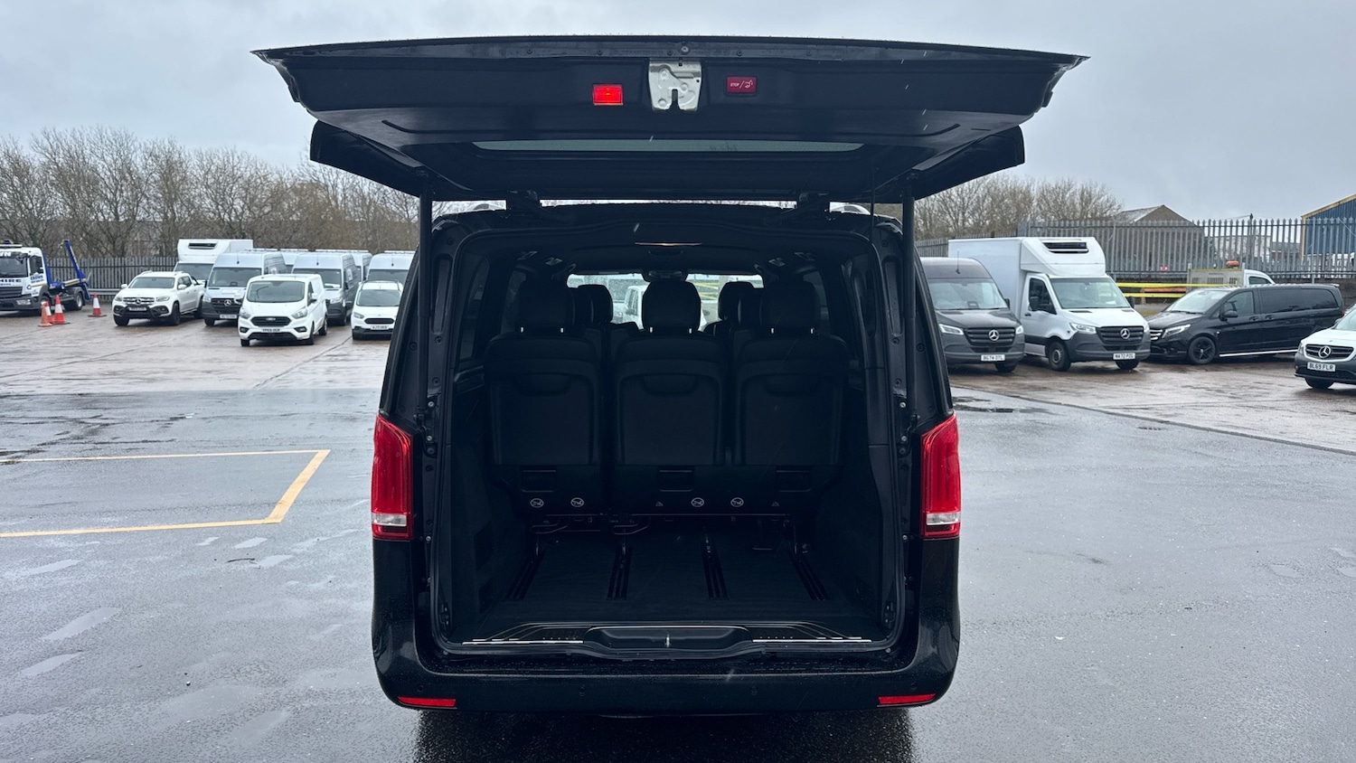 Used Mercedes-Benz V-Class 2020 for sale - 77545571: Photo 18