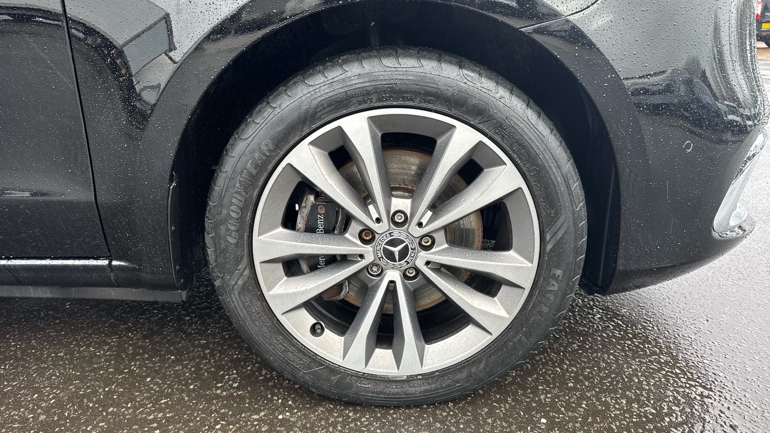 Used Mercedes-Benz V-Class 2020 for sale - 77545571: Photo 21