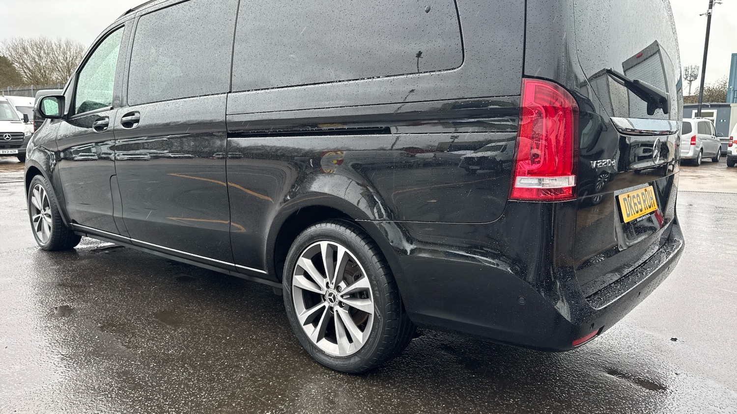 Used Mercedes-Benz V-Class 2020 for sale - 77545571: Photo 25