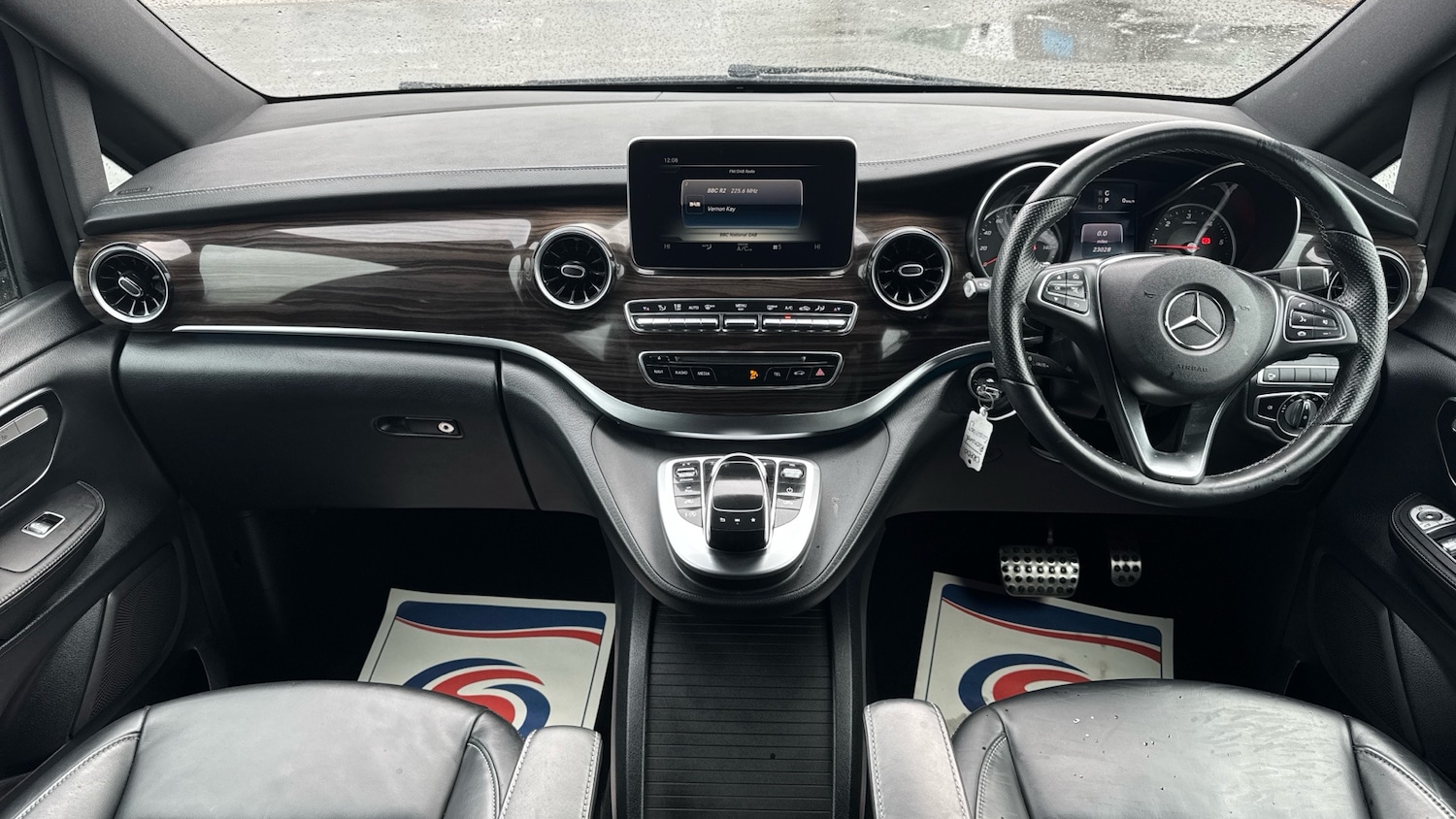 Used Mercedes-Benz V-Class 2020 for sale - 77545571: Photo 28