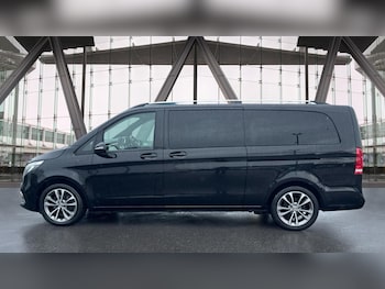 Used Mercedes-Benz V-Class 2020 for sale - 77545571: Photo