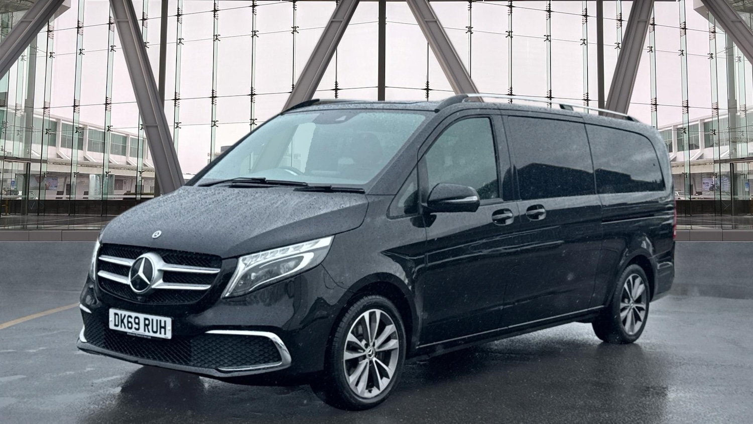 Used Mercedes-Benz V-Class 2020 for sale - 77545571: Photo 4