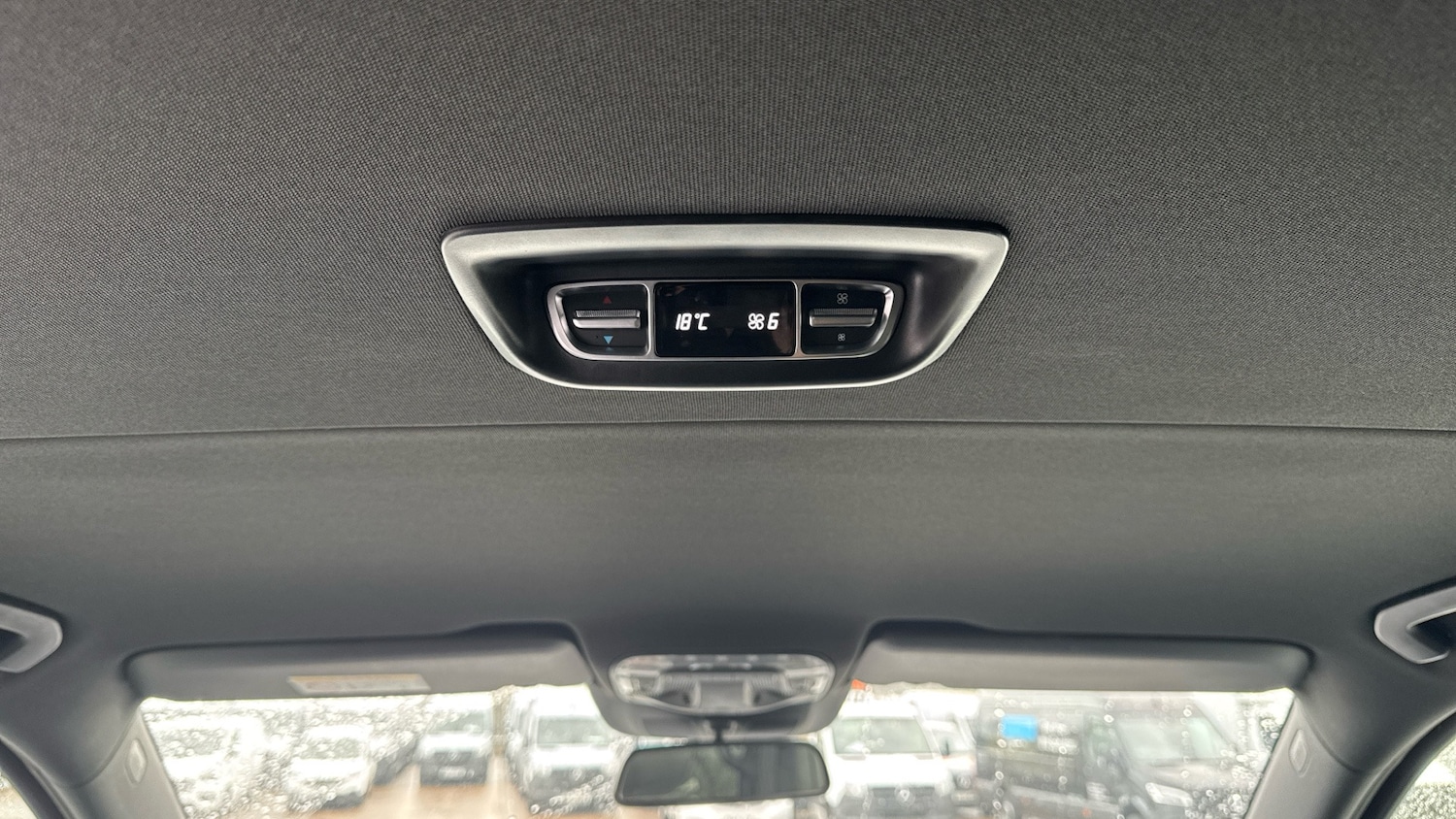 Used Mercedes-Benz V-Class 2020 for sale - 77545571: Photo 40