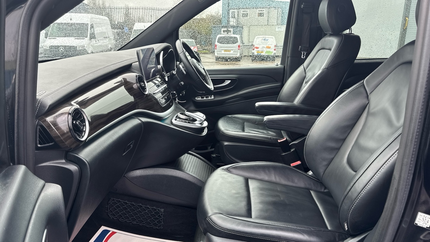 Used Mercedes-Benz V-Class 2020 for sale - 77545571: Photo 9