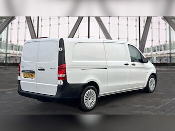 Used Mercedes-Benz Vito 2022 for sale - 77283391: Photo