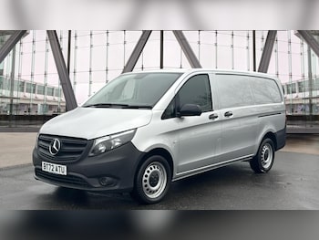 Used Mercedes-Benz Vito 2022 for sale - 77640330: Photo