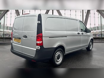 Used Mercedes-Benz Vito 2022 for sale - 77640330: Photo