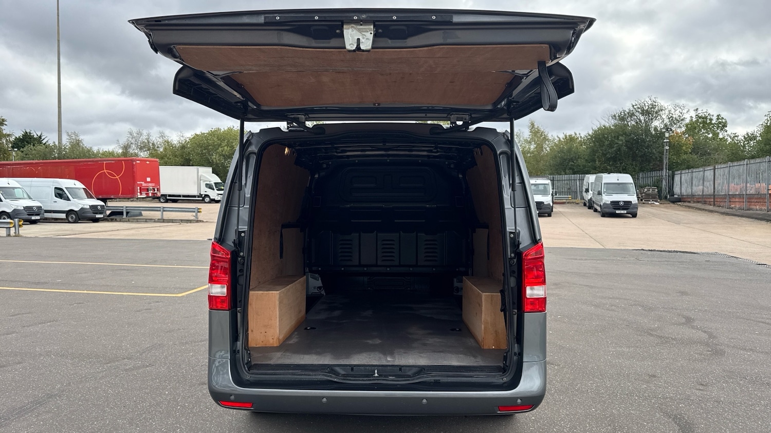 Used Mercedes-Benz Vito 2020 for sale - 76393392: Photo 17