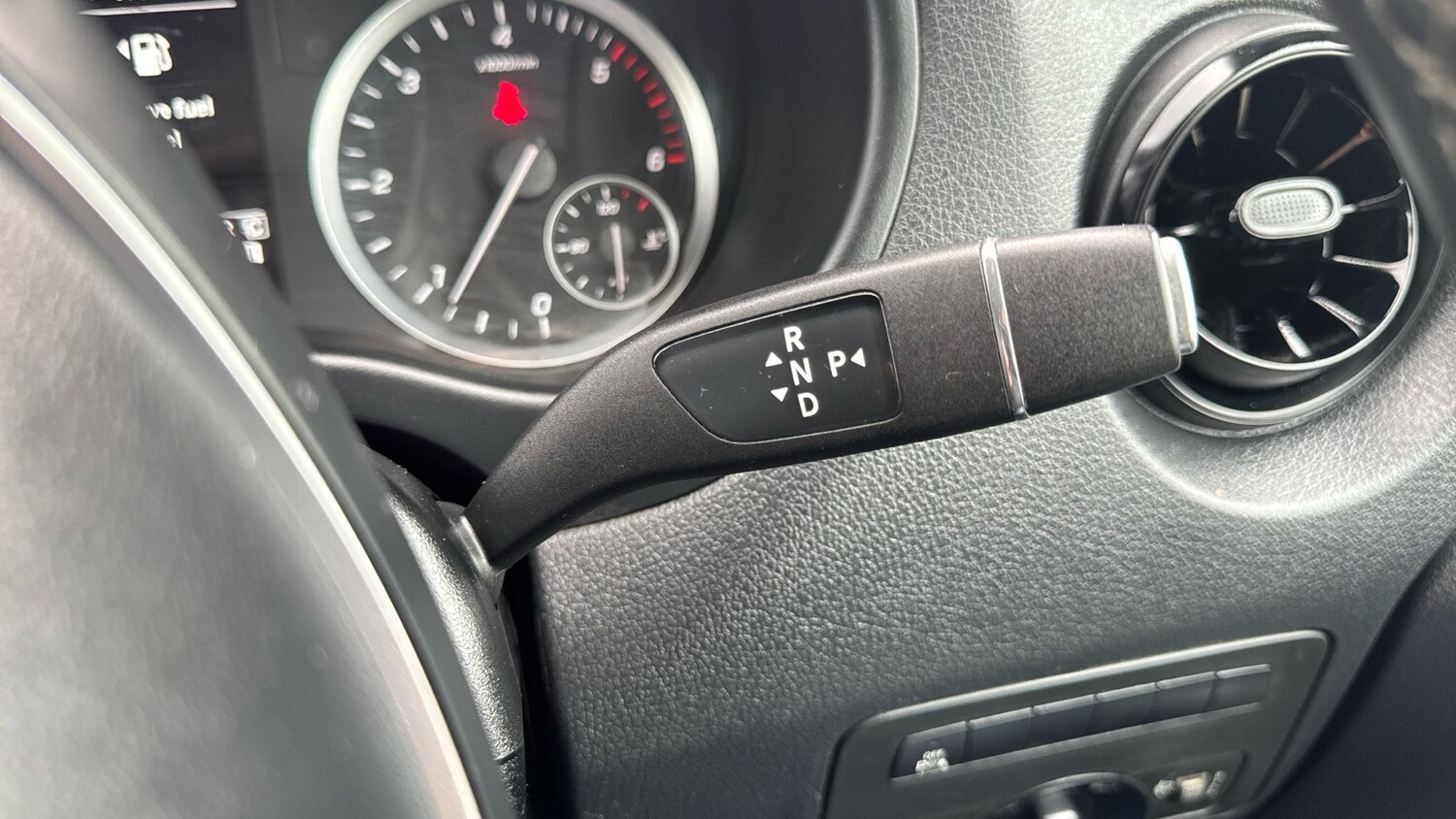 Used Mercedes-Benz Vito 2020 for sale - 76393392: Photo 21