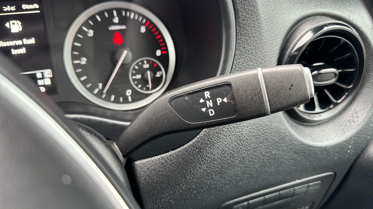 Used Mercedes-Benz Vito 2021 for sale - 77945474: Photo 25