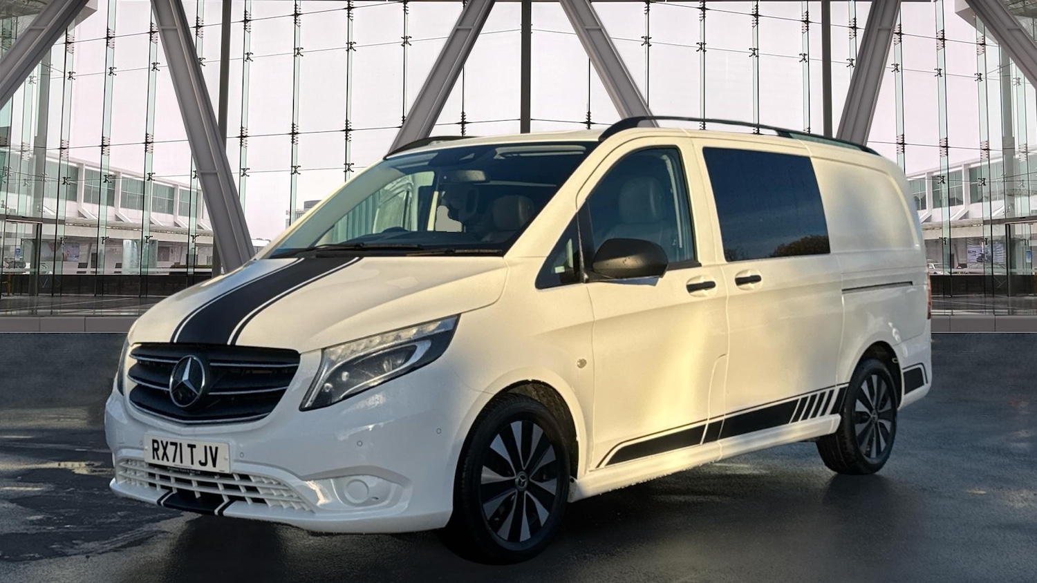 Used Mercedes-Benz Vito 2021 for sale - 76947143: Photo 2