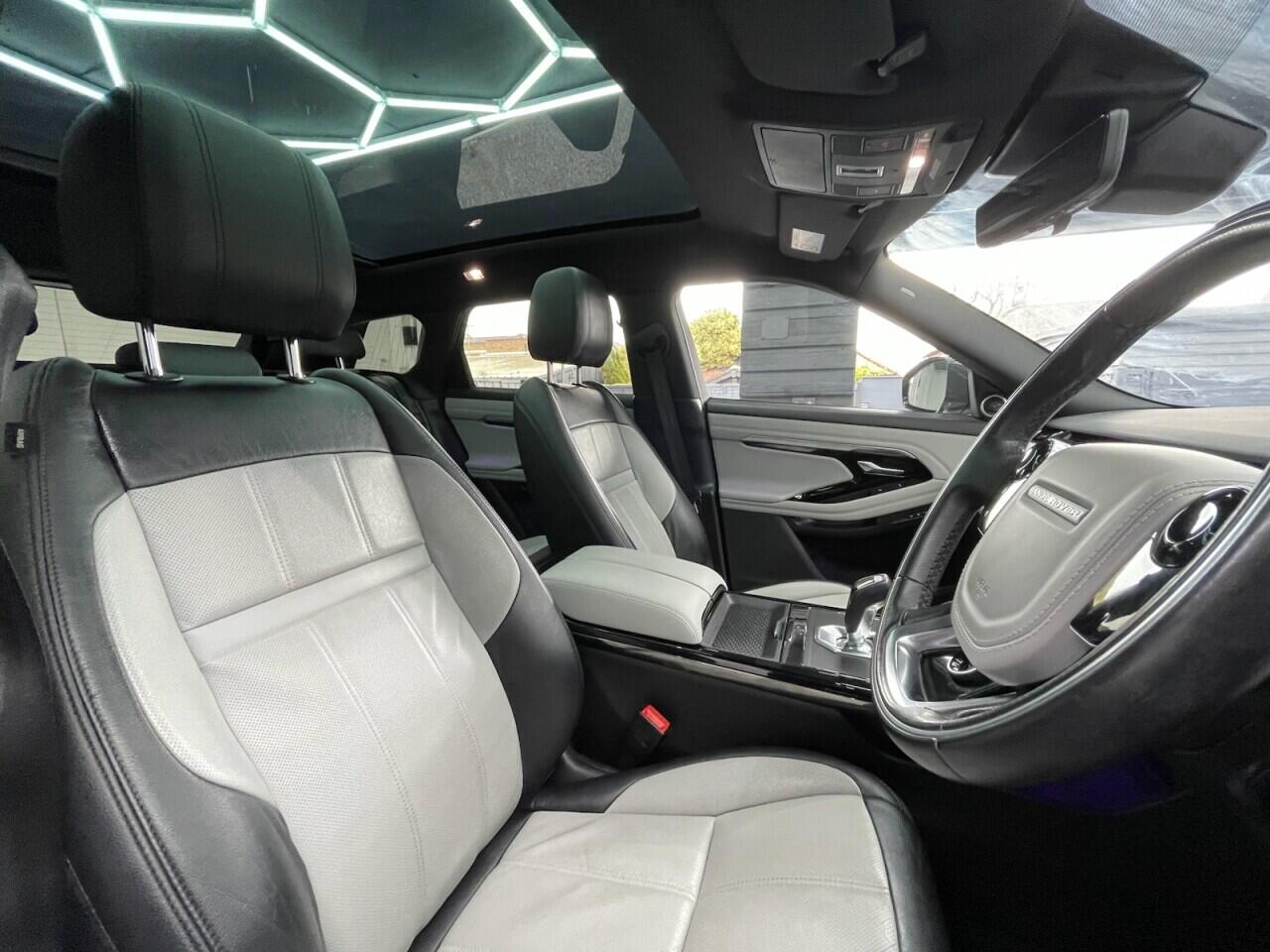 Used Land Rover Range Rover Evoque 2019 for sale - 76635412: Photo 4