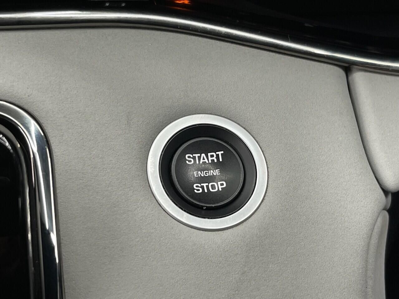 Used Land Rover Range Rover Evoque 2019 for sale - 76635412: Photo 40