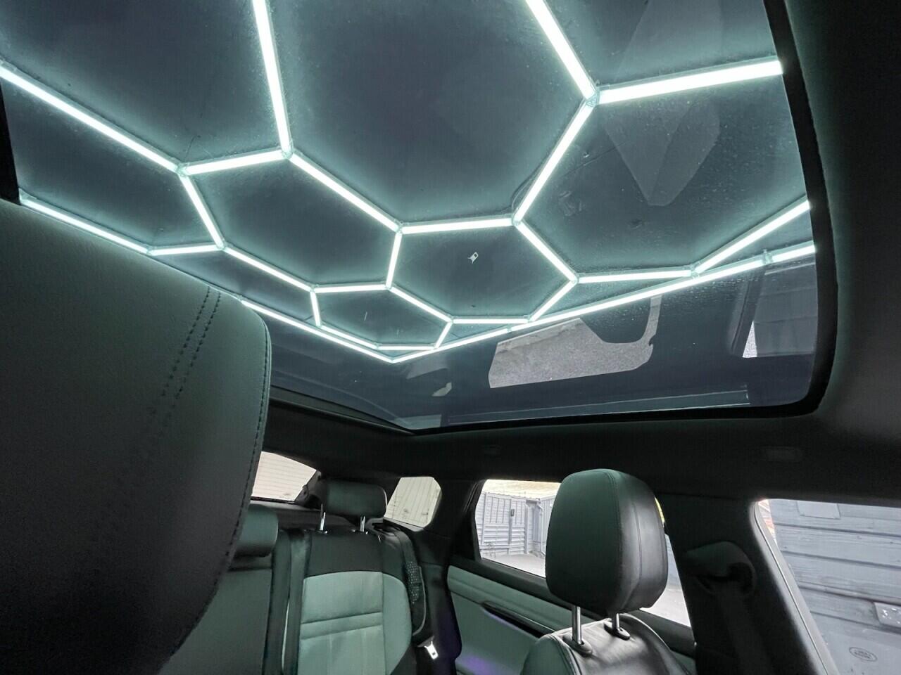 Used Land Rover Range Rover Evoque 2019 for sale - 76635412: Photo 49