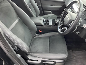 Used Land Rover Range Rover Velar 2023 for sale - 79291823: Photo
