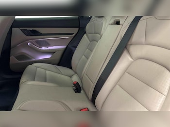 Used Porsche Taycan 2023 for sale - 78842616: Photo