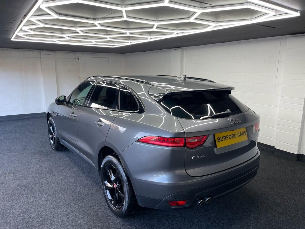 Used Jaguar F-Pace 2017 for sale - 77015646: Photo 10