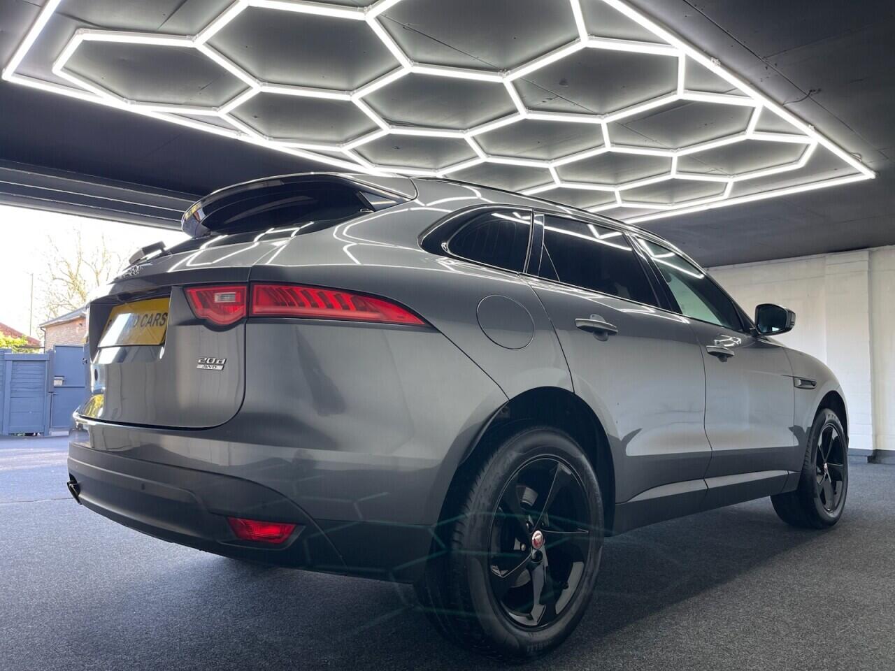 Used Jaguar F-Pace 2017 for sale - 77015646: Photo 13