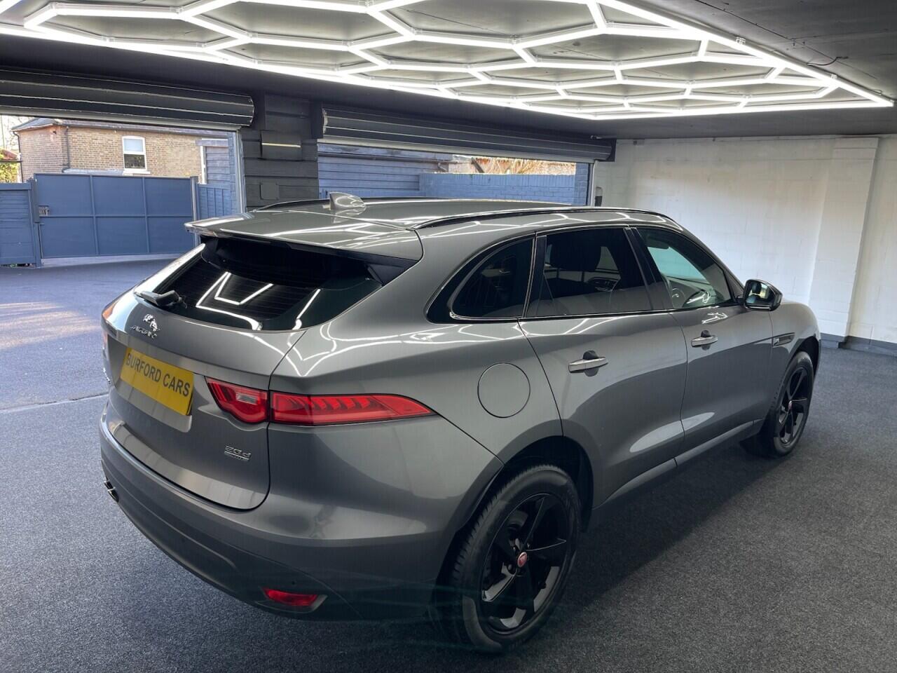 Used Jaguar F-Pace 2017 for sale - 77015646: Photo 14