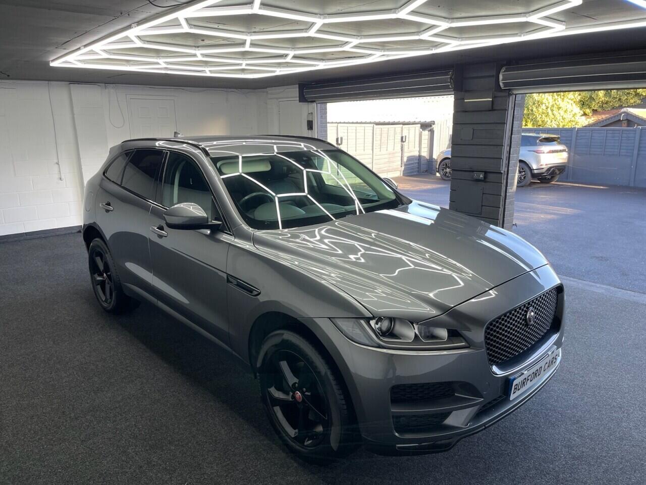 Used Jaguar F-Pace 2017 for sale - 77015646: Photo 17