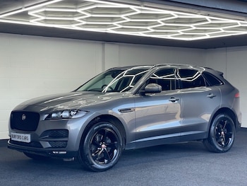 Used Jaguar F-Pace 2017 for sale - 77015646: Photo