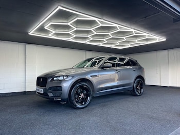 Used Jaguar F-Pace 2017 for sale - 77015646: Photo
