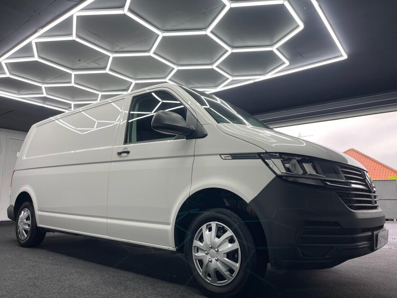 Used Volkswagen Transporter 2023 for sale - 76635417: Photo 20