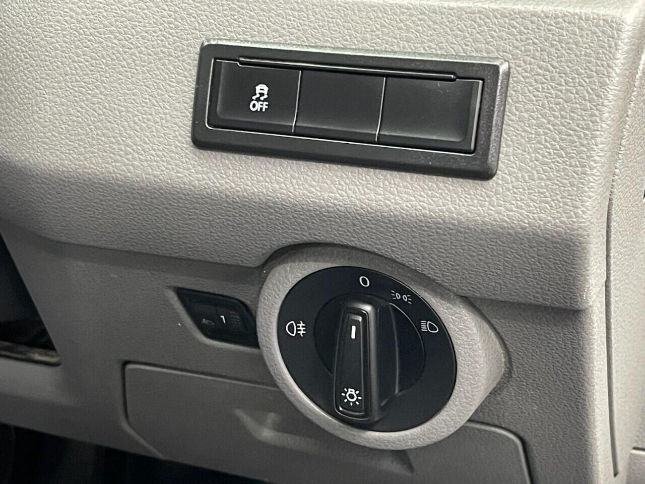 Used Volkswagen Transporter 2023 for sale - 76635417: Photo 23